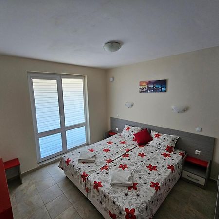 Апартаменти Кастро/Castro Apartments Țarevo Exterior foto