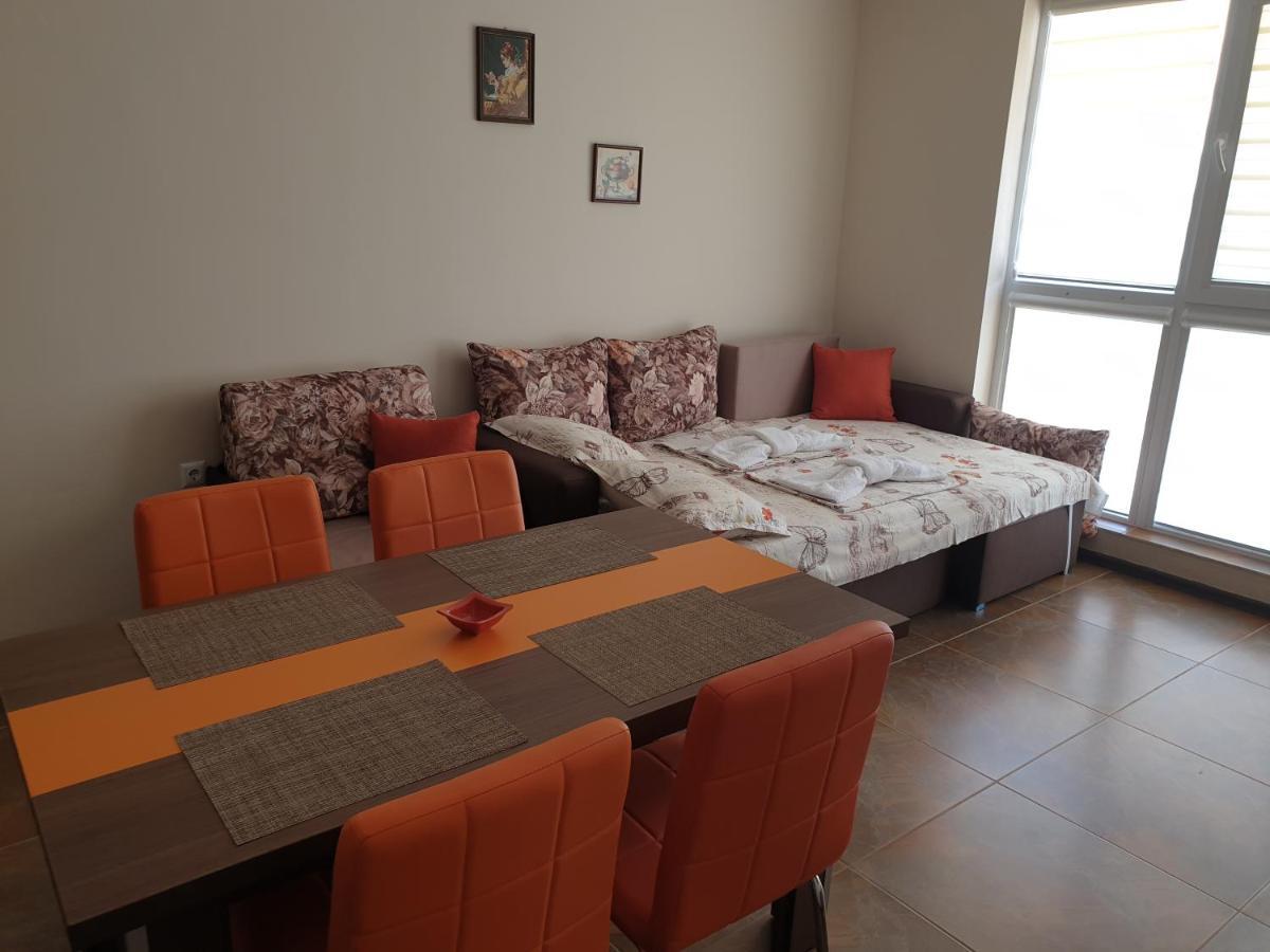 Апартаменти Кастро/Castro Apartments Țarevo Exterior foto