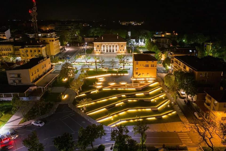 Апартаменти Кастро/Castro Apartments Țarevo Exterior foto
