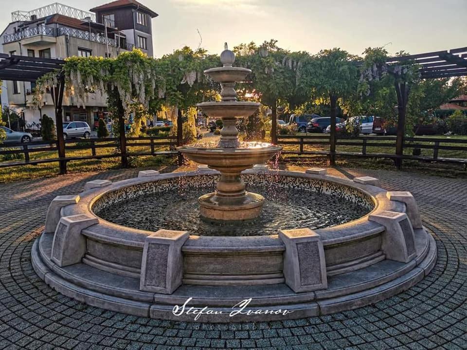 Апартаменти Кастро/Castro Apartments Țarevo Exterior foto
