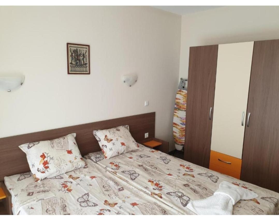 Апартаменти Кастро/Castro Apartments Țarevo Exterior foto